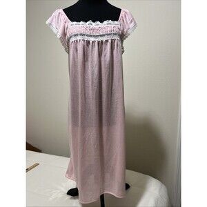 Vintage NWT Nightgown L Pink Lace Trim Coquette 80s USA Union Made Cozy Soft NOS